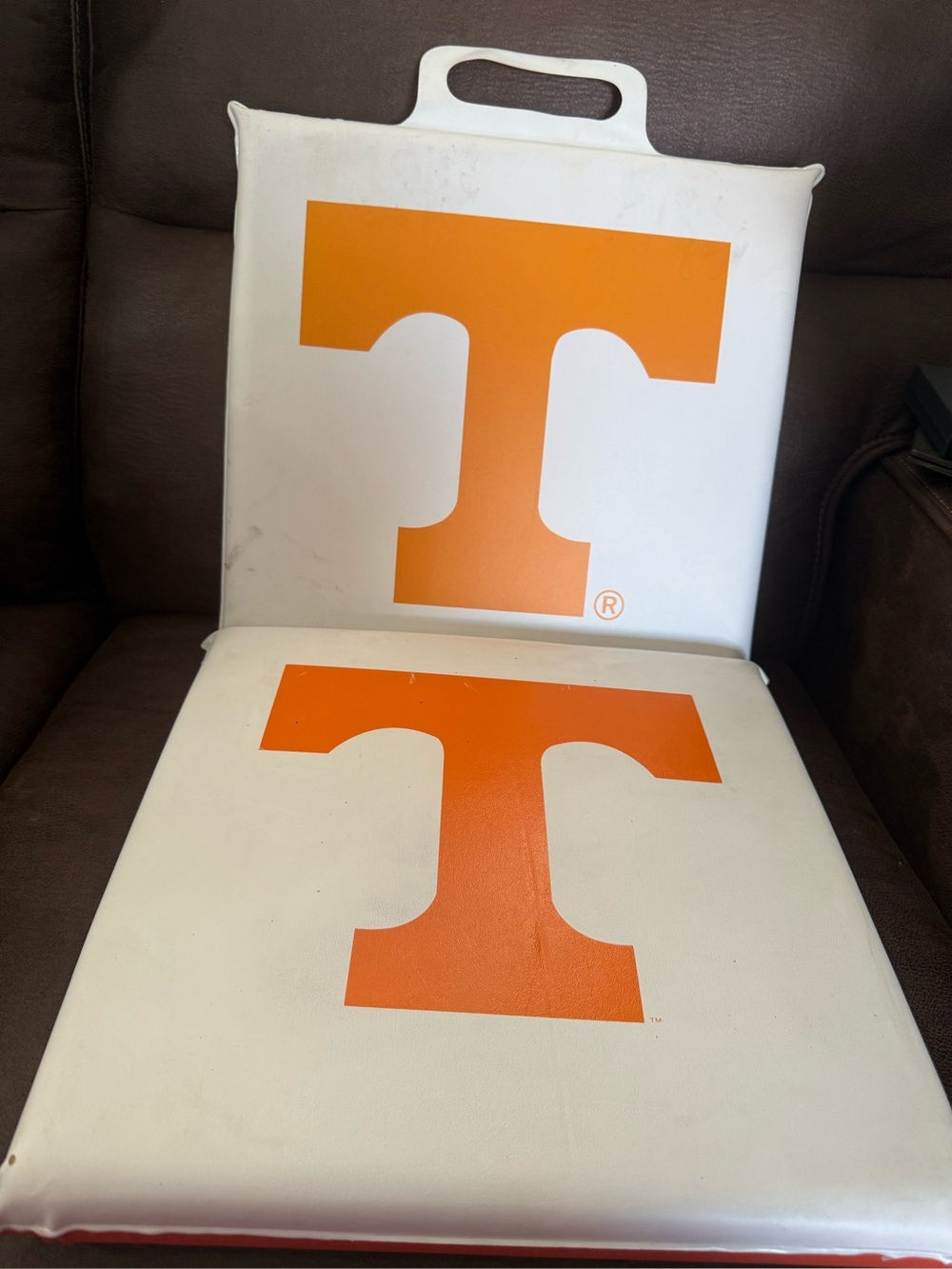 Vintage Tennessee Volunteers Stadium Seat Cushions Plastic w/ Handle Set Of 2